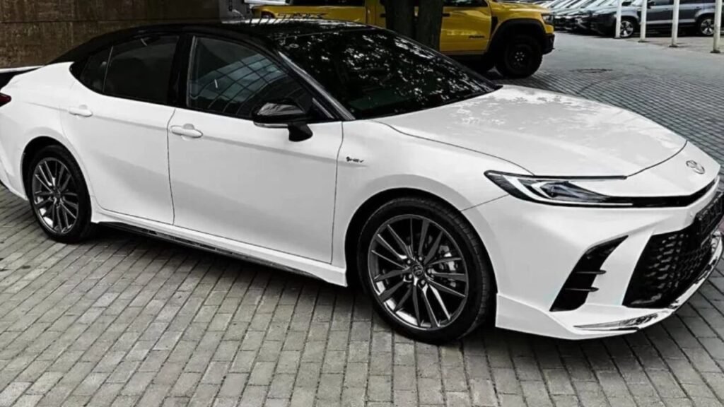 Toyota Camry 2025